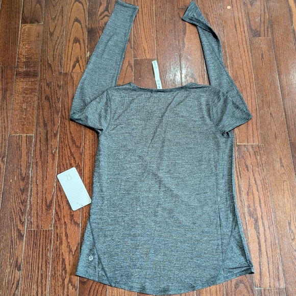 BNWT Lululemon On Track Long Sleeve Heathered Black - size 8 - Picture 8 of 13